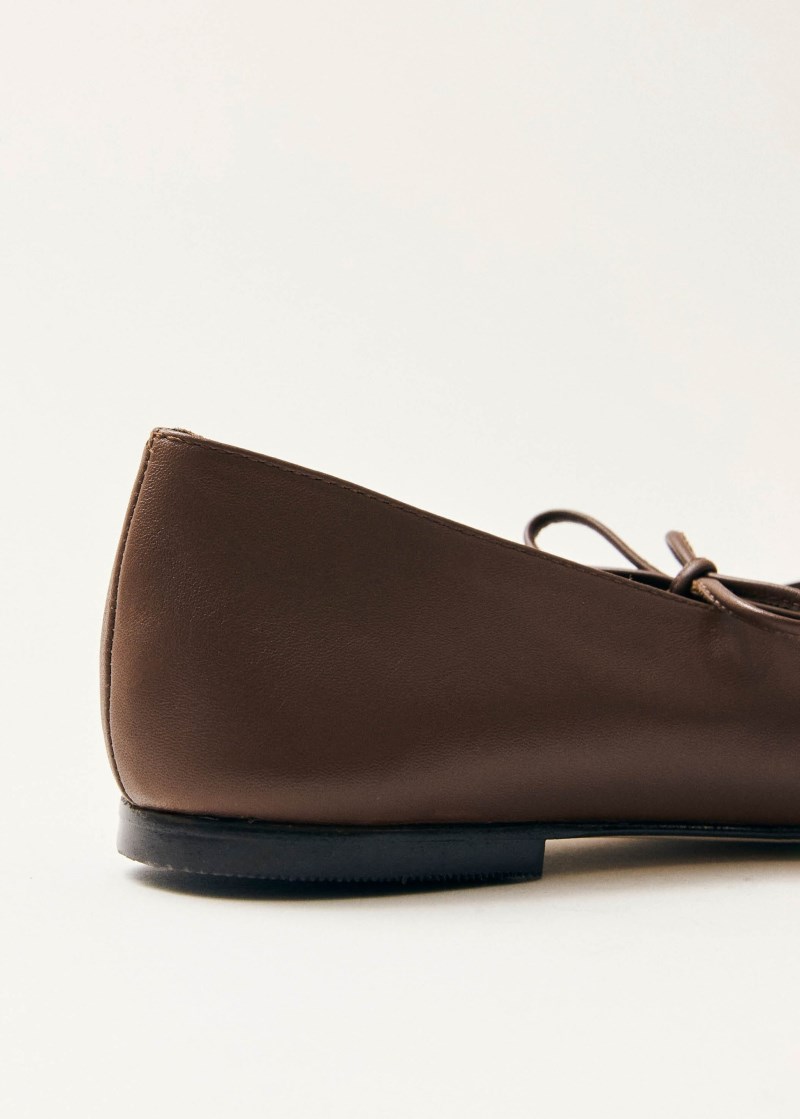 Women's Sway Chestnut Brown Leather Ballet Flats
