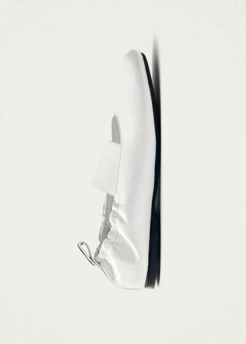 Women's Sutton Onix White Leather Ballet Flats