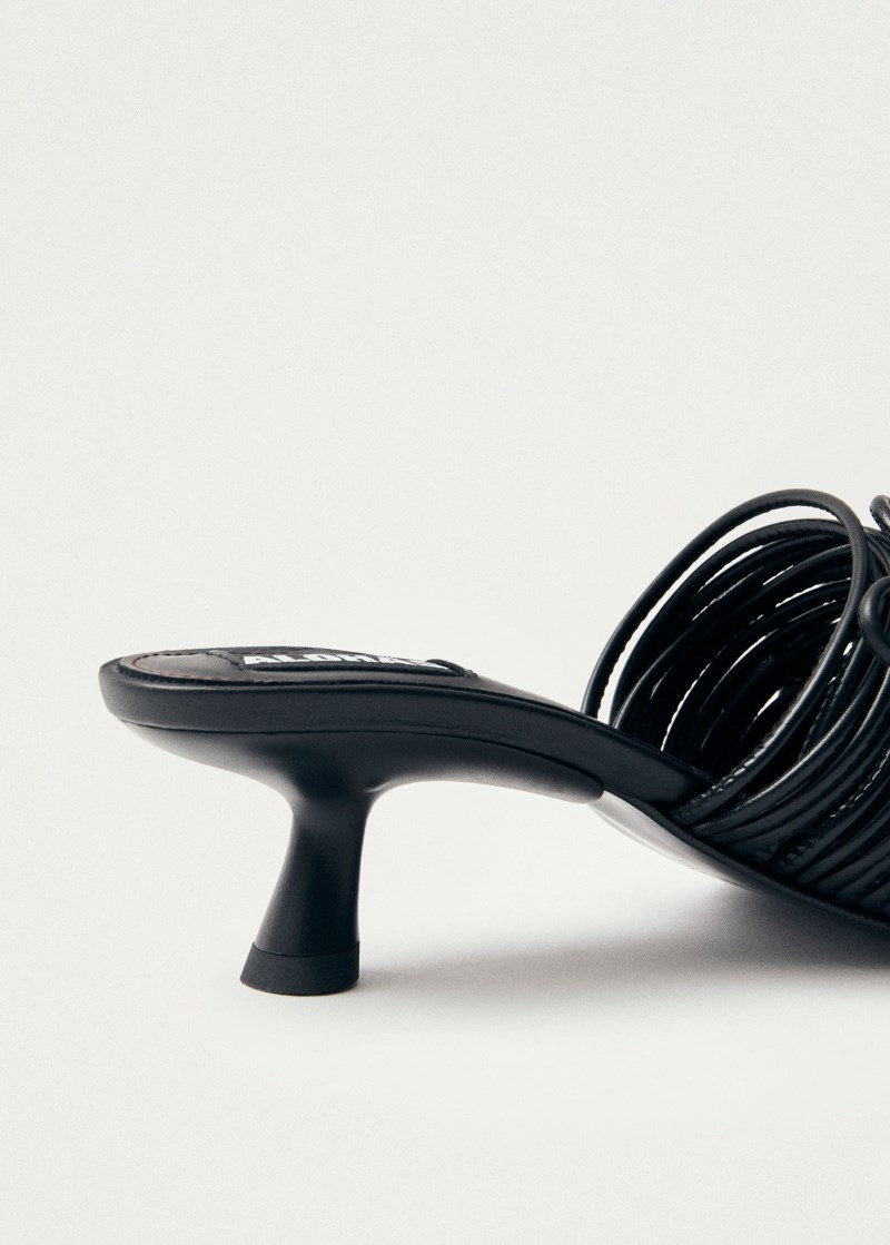 Women's Viva Black Leather Sandals
