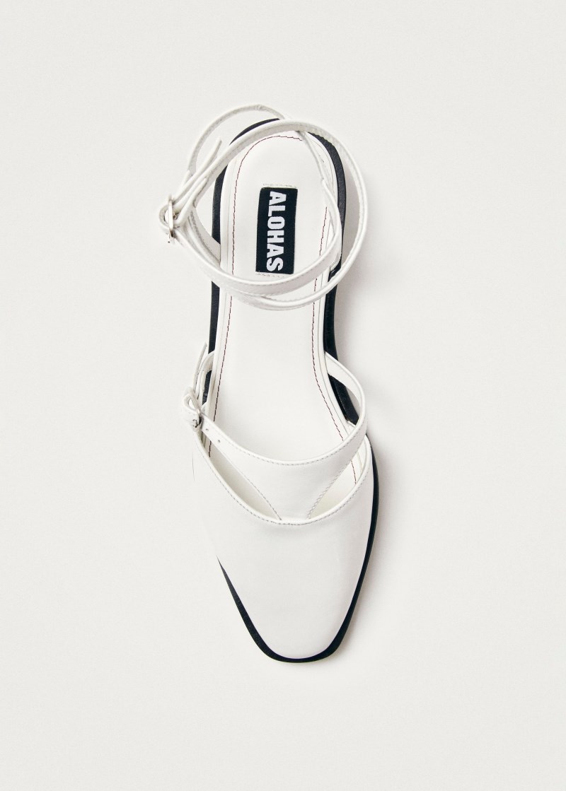 Women's Aveline Cream Leather Ballet Flats