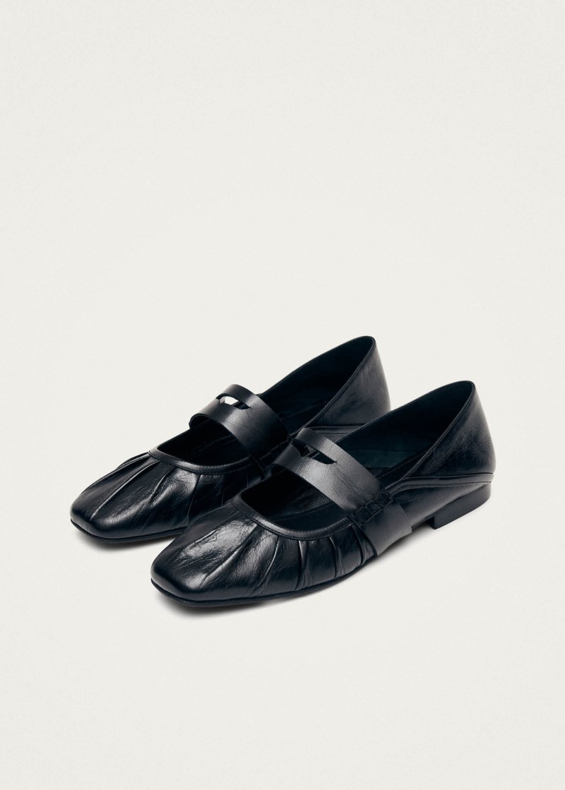 Women's Bargo Black Leather Ballet Flats