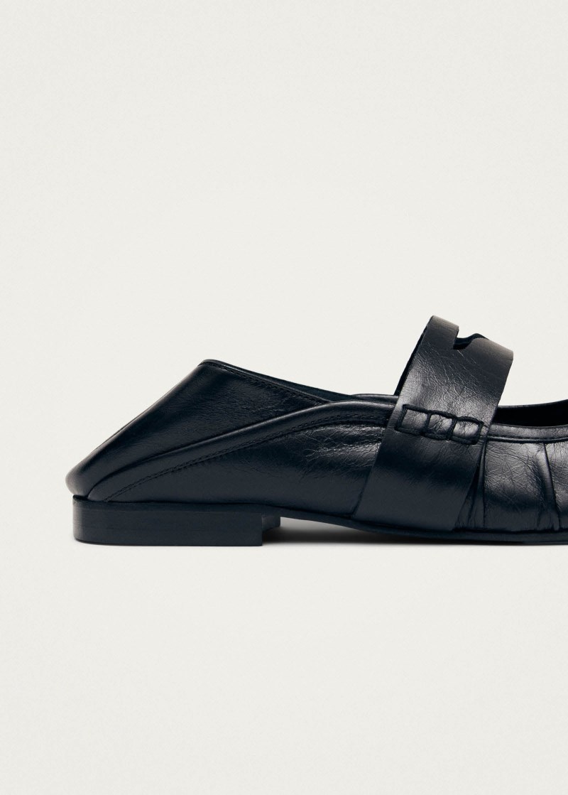 Women's Bargo Black Leather Ballet Flats