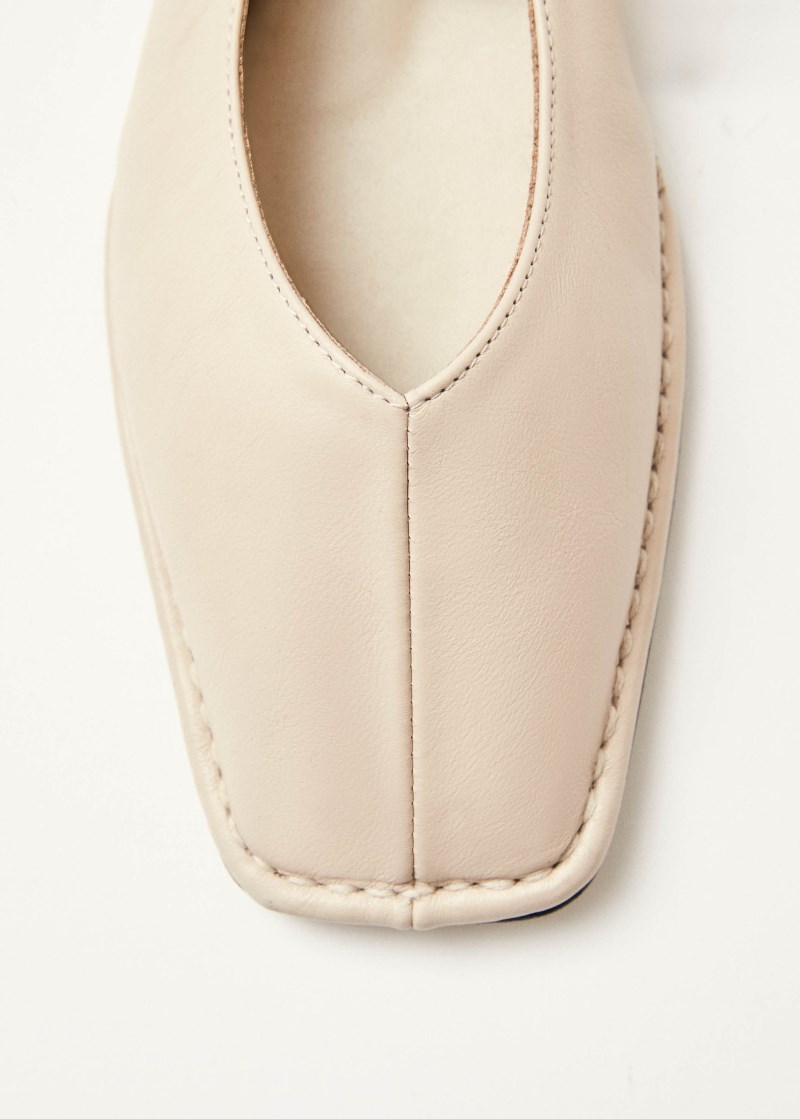 Women's Sway Cream Leather Ballet Flats