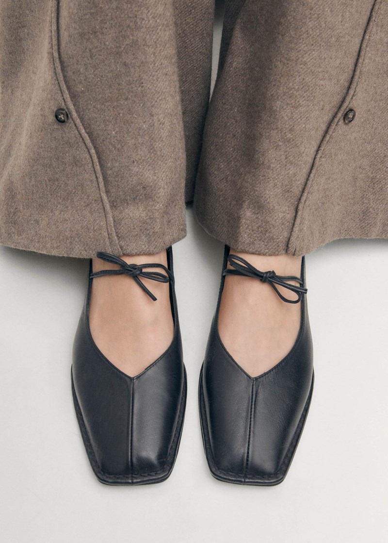 Women's Sway Black Leather Ballet Flats