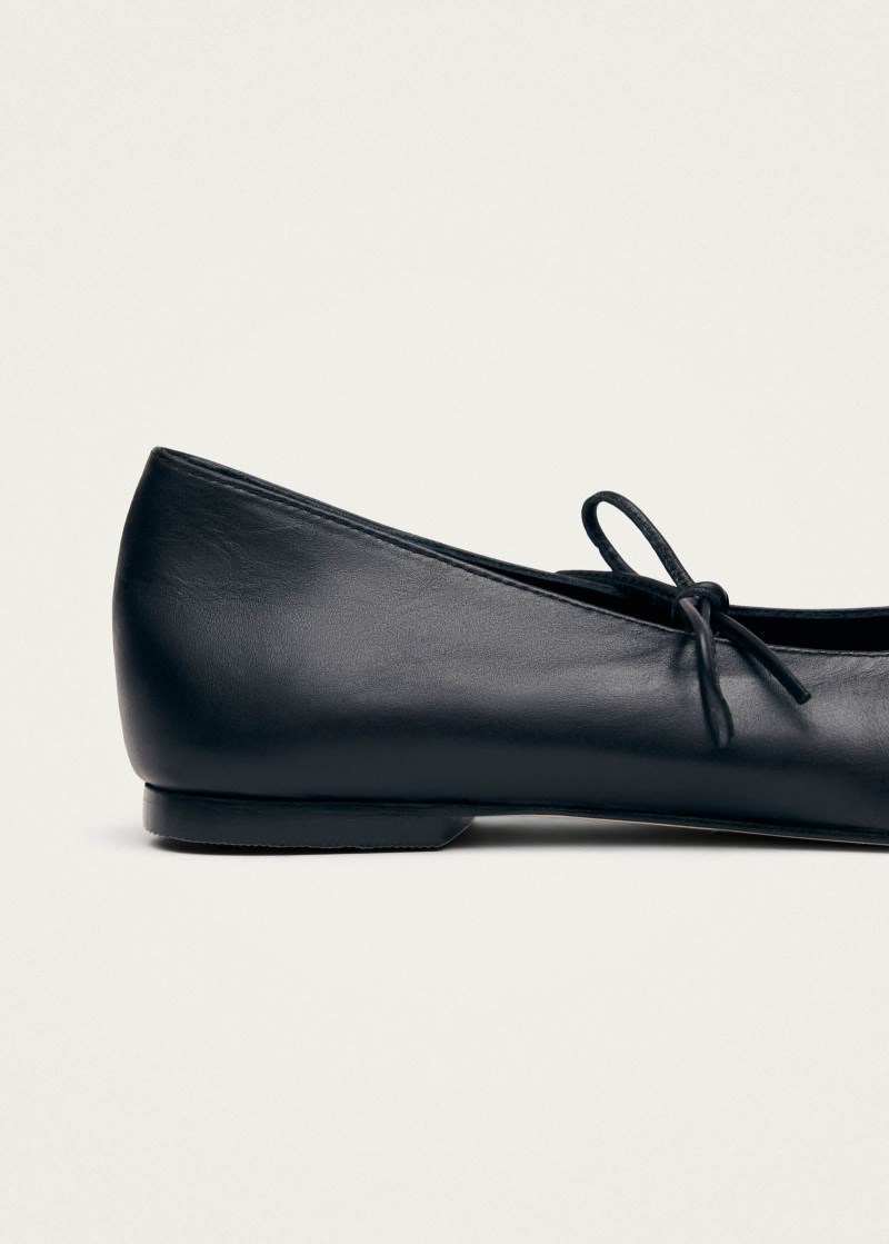 Women's Sway Black Leather Ballet Flats