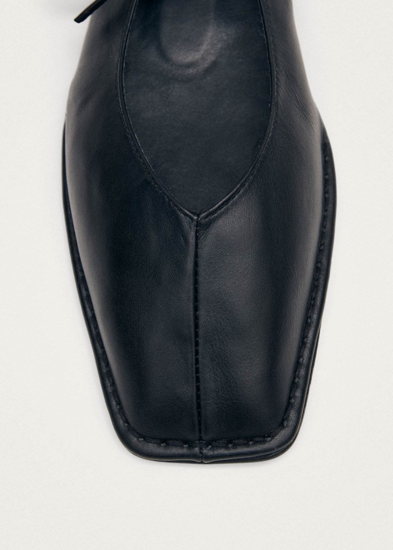 Women's Sway Black Leather Ballet Flats