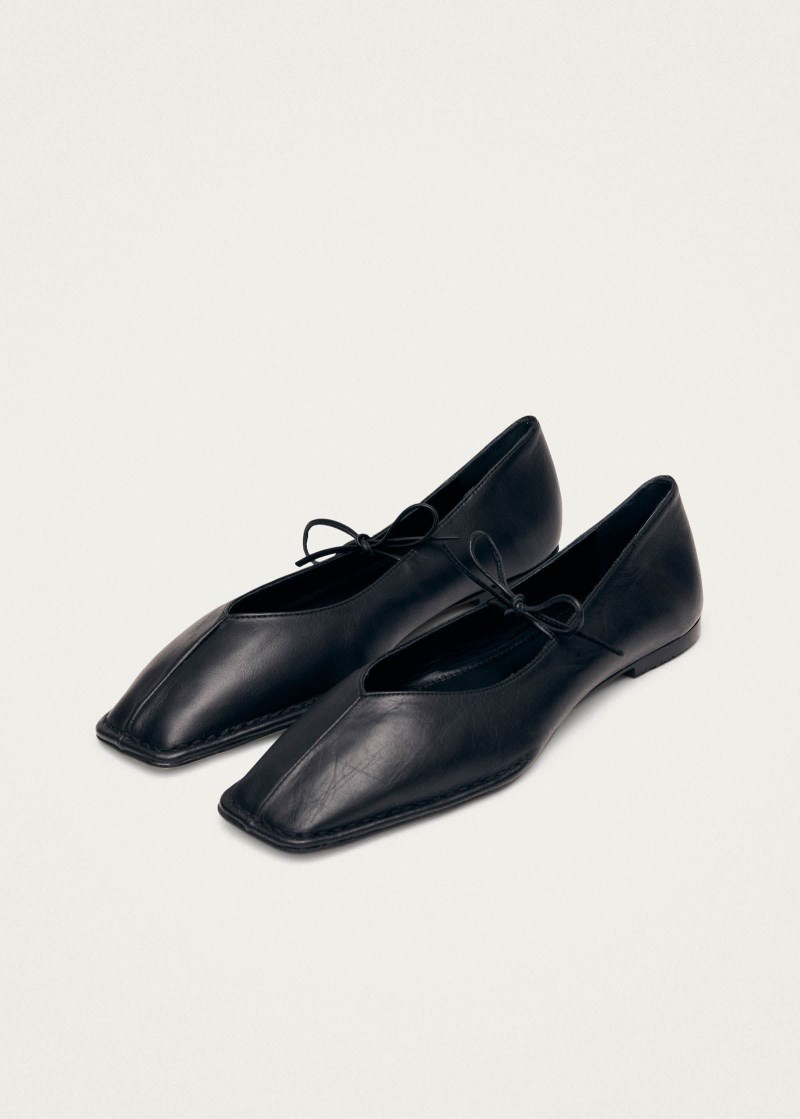 Women's Sway Black Leather Ballet Flats