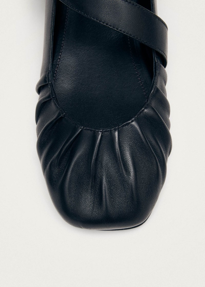 Women's Lotte Black Leather Ballet Flats